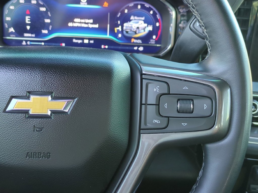 Used 2025 Chevrolet Silverado 2500 High Country w/ High Country Premium Package AWD/4WD image 26
