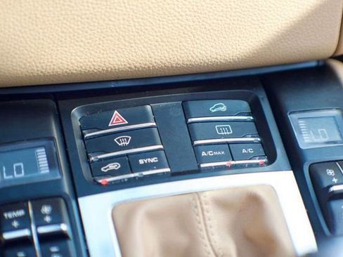 Used 2016 Porsche Macan S image 27