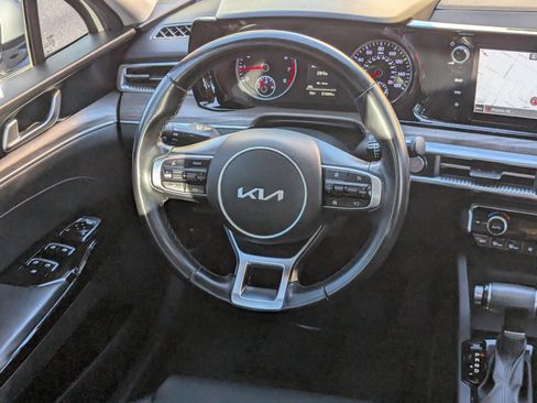 Used 2022 Kia K5 EX image 13