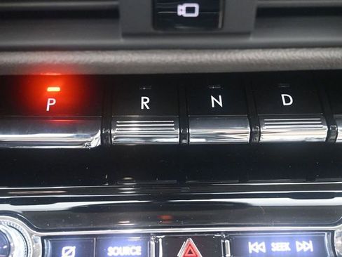 Used 2021 Lincoln Corsair Reserve w/ Equipment Group 201A image 20