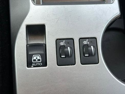 Certified 2022 Toyota 4Runner SR5 Premium AWD/4WD image 28
