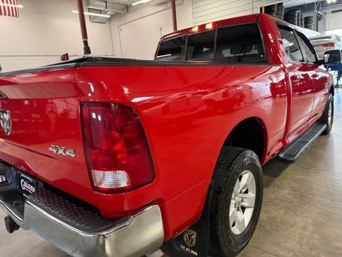 Used 2019 RAM 1500 Classic SLT AWD/4WD image 23