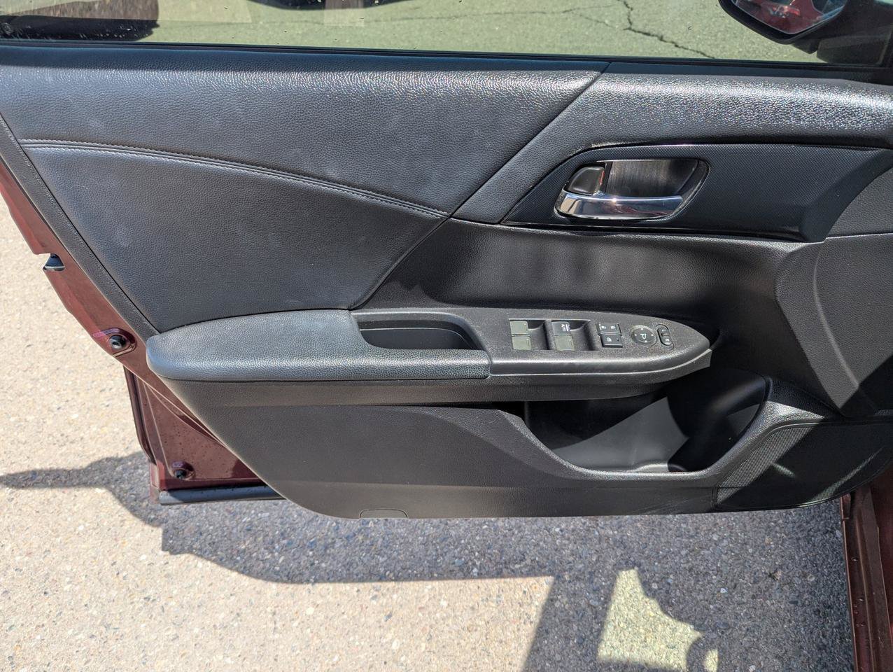 Used 2014 Honda Accord Sport image 35