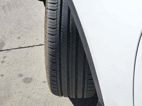 Used 2026 Mercedes-Benz GLC 300 4MATIC image 12