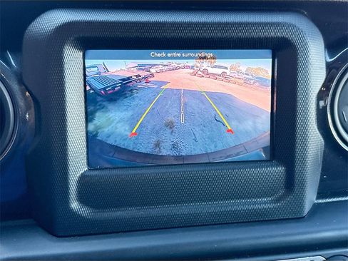 Used 2021 Jeep Wrangler Unlimited Sport image 14