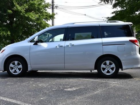 Used 2015 Nissan Quest SV FWD image 4