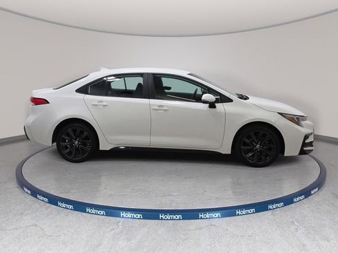 Certified 2023 Toyota Corolla SE w/ Carpet Mat Package (TMS) FWD image 4
