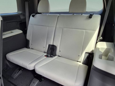 New 2026 Hyundai Santa Fe SE FWD image 21
