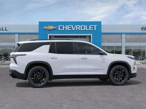 New 2026 Chevrolet Traverse LT w/ Enhanced Driving Package AWD/4WD image 5
