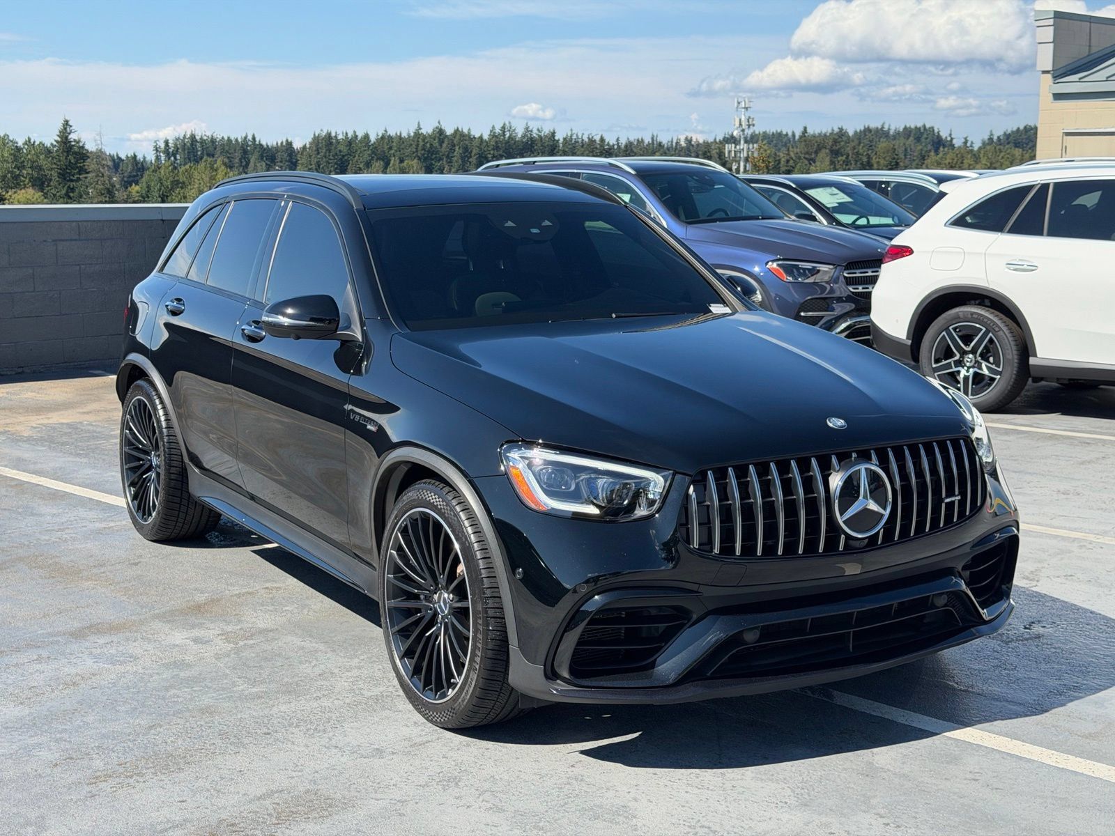 Used 2020 Mercedes-Benz GLC 63 AMG 4MATIC image 4
