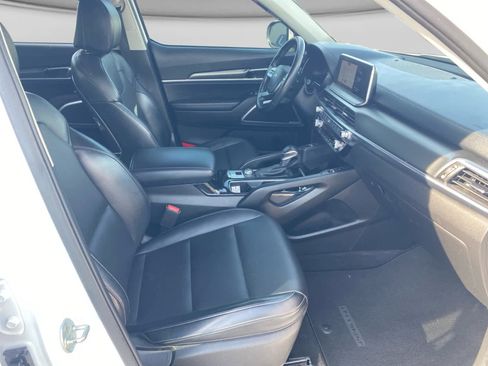 Used 2022 Kia Telluride S FWD image 16