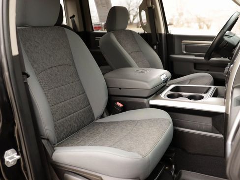 Used 2019 RAM 1500 Big Horn image 35