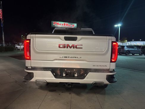 Used 2019 GMC Sierra 1500 Denali w/ Denali Ultimate Package image 8