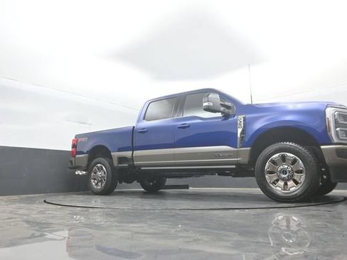 New 2026 Ford F350 King Ranch w/ FX4 Off-Road Package AWD/4WD image 32