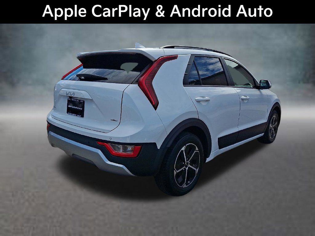 Certified 2023 Kia Niro EX FWD image 6