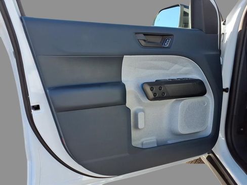 New 2025 Ford Maverick XLT w/ Equipment Group 301A image 15