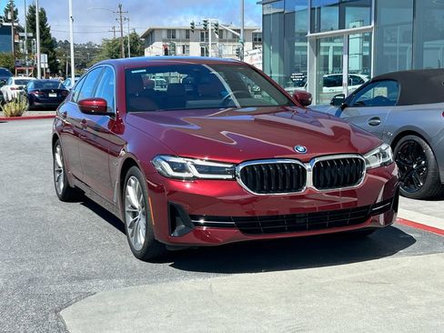 Used 2023 BMW 530e w/ Convenience Package RWD image 2