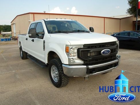 Used 2022 Ford F250 XL w/ Power Equipment Group AWD/4WD image 7