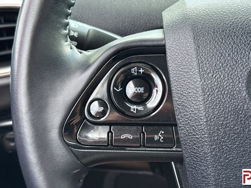 Used 2021 Toyota Prius Prime XLE FWD image 28