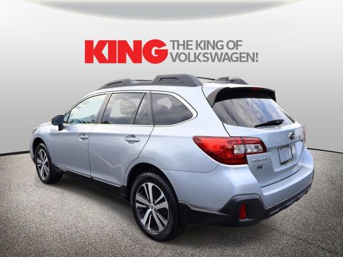Used 2019 Subaru Outback 2.5i Limited AWD/4WD image 6