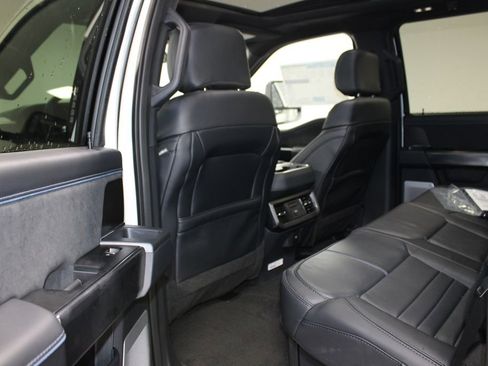 New 2026 Ford F250 Platinum image 30