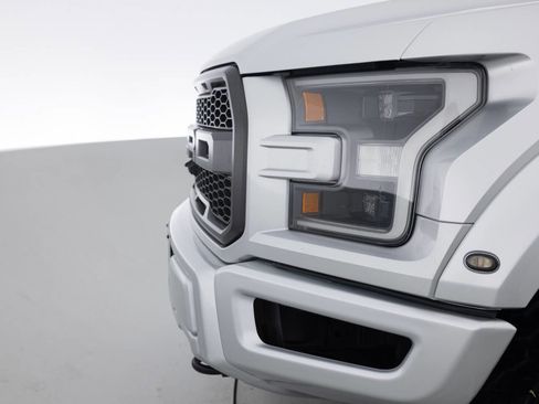 Used 2018 Ford F150 Raptor w/ Equipment Group 802A Luxury image 15