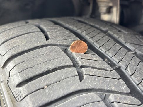 Used 2017 Jeep Grand Cherokee Limited image 15