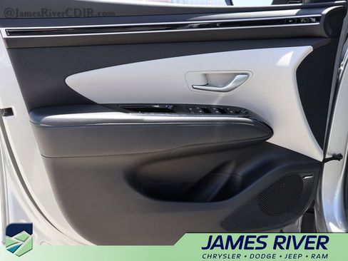 Used 2022 Hyundai Tucson Limited w/ Cargo Package FWD image 21