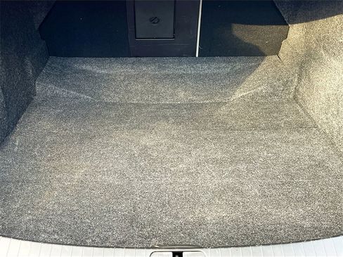 Used 2017 Cadillac XTS Luxury image 26