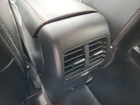 Used 2025 Ford Escape ST-Line FWD image 15