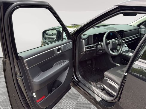 Used 2026 Hyundai Santa Fe SE AWD/4WD image 17
