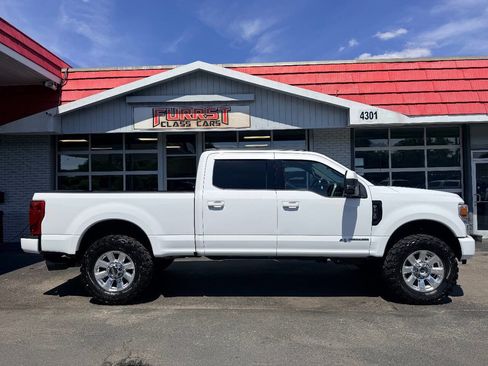 Used 2021 Ford F250 Lariat w/ Lariat Value Package AWD/4WD image 2