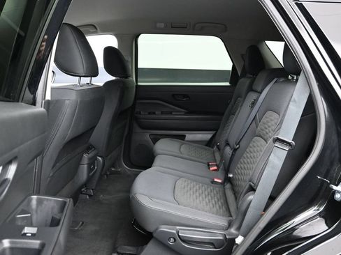 Used 2025 Nissan Pathfinder SV FWD image 20
