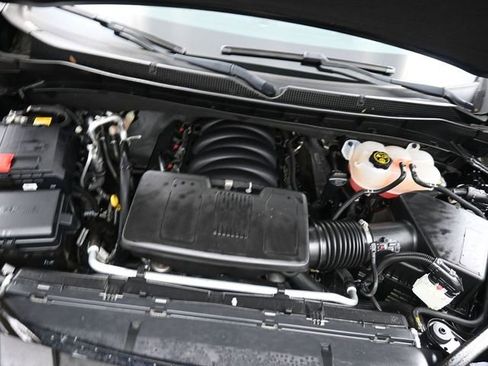 Certified 2023 Chevrolet Suburban Premier w/ Advanced Technology Package image 32