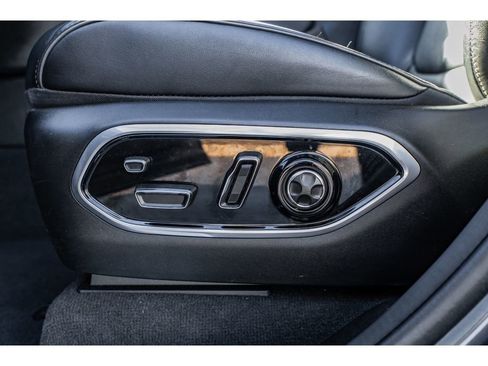 Used 2023 Jeep Grand Cherokee Overland w/ Adv Protech Group III image 9