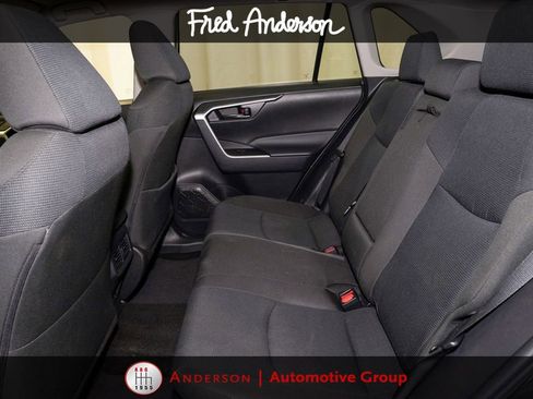 Used 2025 Toyota RAV4 LE AWD/4WD image 7
