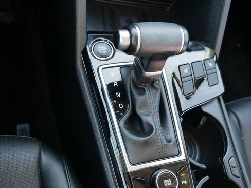 Used 2023 Kia Sportage EX image 24