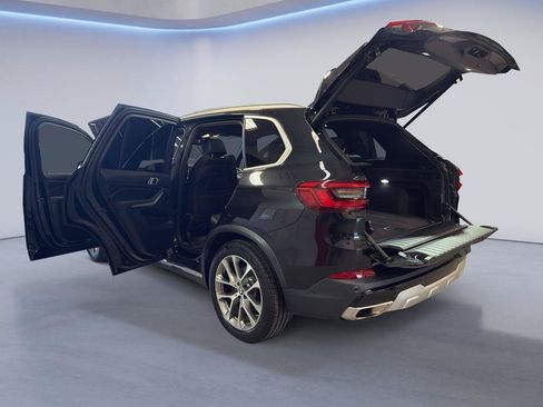 Used 2019 BMW X5 xDrive40i w/ Convenience Package AWD/4WD image 12