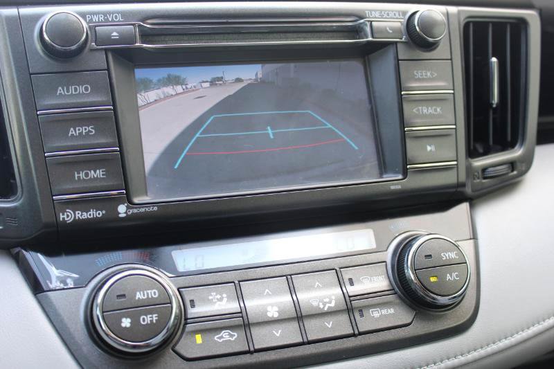 Used 2015 Toyota RAV4 XLE AWD/4WD image 28