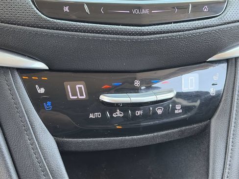 Used 2017 Cadillac XT5 Premium Luxury AWD/4WD image 27