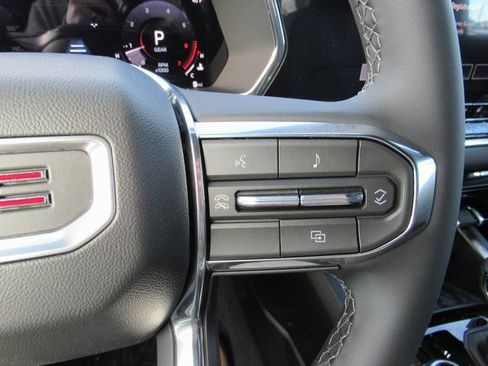 New 2026 GMC Canyon Elevation w/ Convenience Package image 16