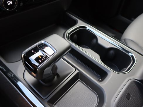 Used 2026 Chevrolet Silverado 1500 ZR2 AWD/4WD image 31