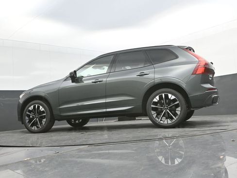 New 2026 Volvo XC60 B5 Plus w/ Climate Package AWD/4WD image 31