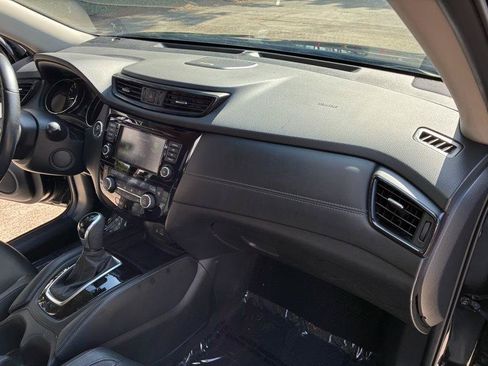 Used 2018 Nissan Rogue SL AWD/4WD image 26