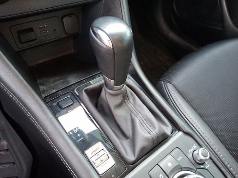 Used 2019 MAZDA CX-3 Touring w/ Touring I-ACTIVSENSE Package image 15