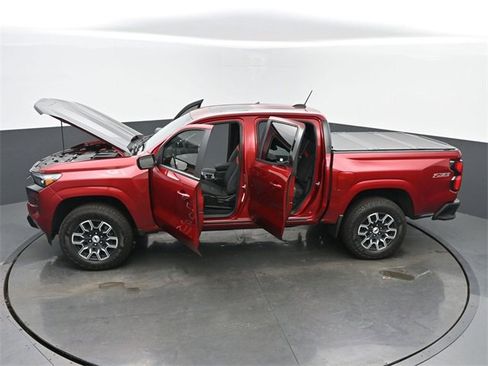 Certified 2024 Chevrolet Colorado Z71 w/ Advanced Trailering Package image 63