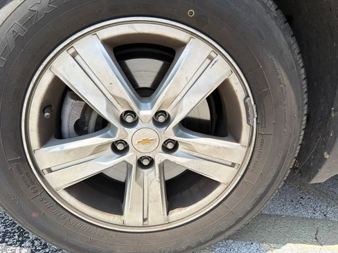 Used 2020 Chevrolet Trax LS w/ Tint and Cruise Package FWD image 9