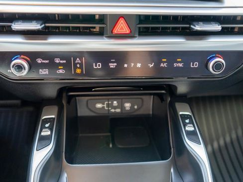 Certified 2026 Kia Sorento EX AWD/4WD image 25