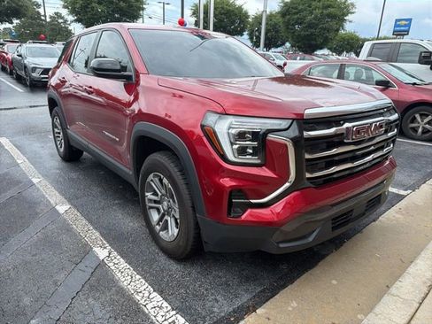 Used 2025 GMC Terrain Elevation AWD/4WD image 1