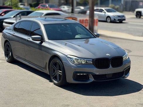 Used 2016 BMW 740i RWD image 2